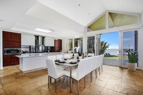 Mulwala 105 - Great Ocean Road Tourism 2