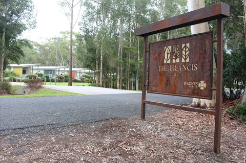 The Francis Retreat - Bonny Hills - Great Ocean Road Tourism 0