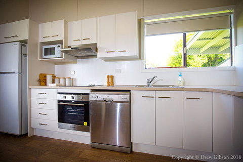 Wine Country Cottage - Great Ocean Road Tourism 2