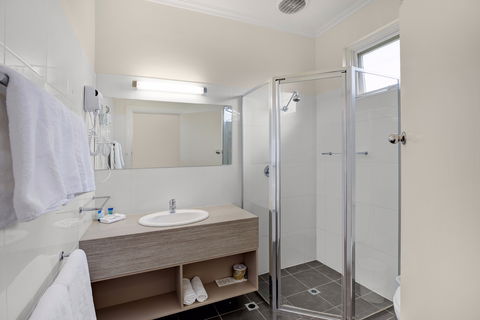 Adelaide Road Motor Lodge - Great Ocean Road Tourism 1