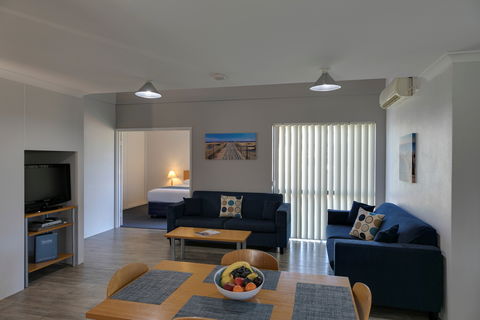 Amalfi Resort  Busselton - Great Ocean Road Tourism 2