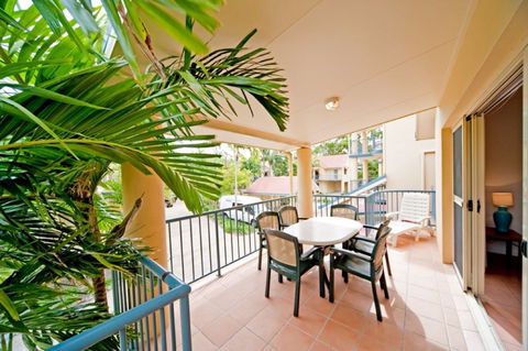 At Beach Court Holiday Villas - Great Ocean Road Tourism 1