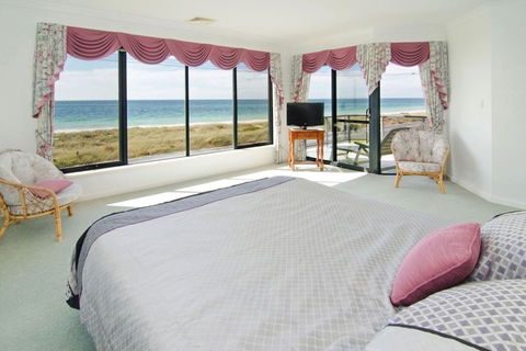 Bayside Beauty - Great Ocean Road Tourism 1