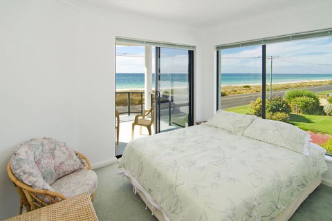 Bayside Beauty - Great Ocean Road Tourism 2