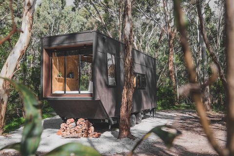 CABN Chloe - Blewitt Springs - Great Ocean Road Tourism 0