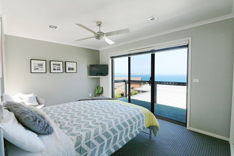 Eagle Heights Holiday Units - Panorama Units - Great Ocean Road Tourism 2