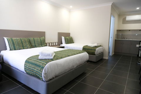Exies Bagtown Motel - Great Ocean Road Tourism 1