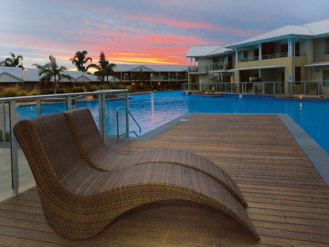 Oaks Port Stephens Pacific Blue Resort - Great Ocean Road Tourism 0