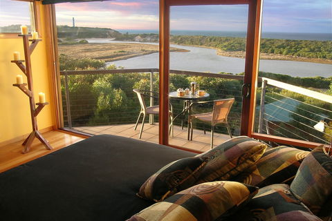 Ocean Inlet At Fairhaven - Great Ocean Road Tourism 0