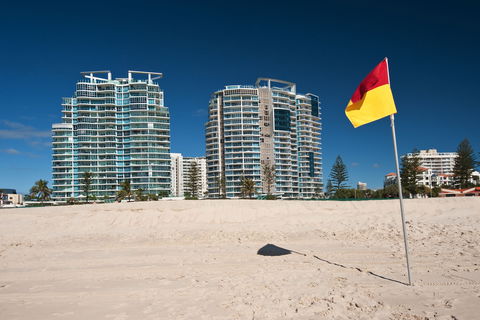 Reflections Coolangatta Beach - Great Ocean Road Tourism 0