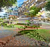 Sails Resort on Golden Beach - Great Ocean Road Tourism