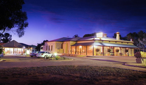 Standpipe Golf Motor Inn - Great Ocean Road Tourism 0