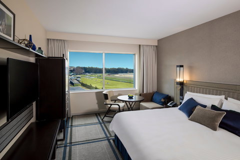 The William Inglis Hotel - Great Ocean Road Tourism 2