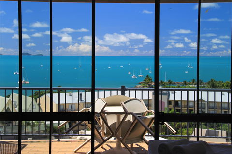 Whitsunday Terraces Resort - Great Ocean Road Tourism 1