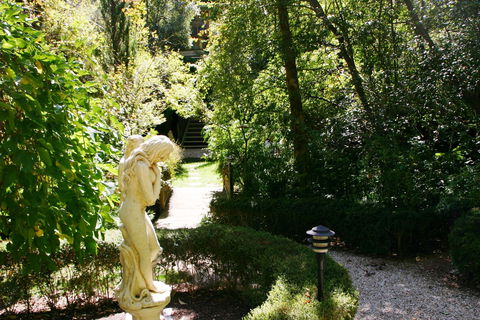 Aldgate Lodge Bed & Breakfast - Great Ocean Road Tourism 0
