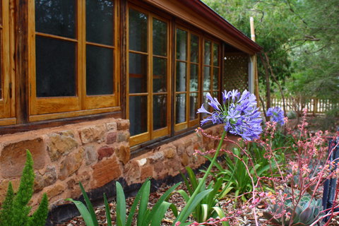 Bluey Blundstone's Accommodation - Great Ocean Road Tourism 0