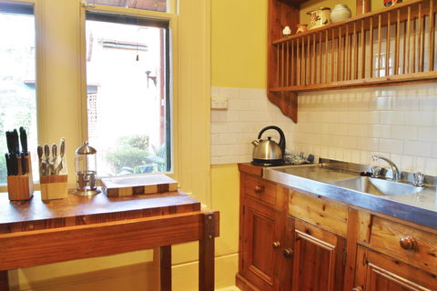 Buxton Manor - Garden And Loft Apartment - Great Ocean Road Tourism 2