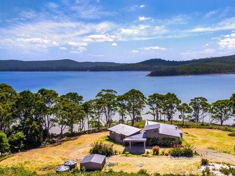 Cloudy Bay Lagoon Estate - Great Ocean Road Tourism 0