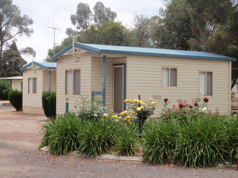 Cowra Holiday Park - Great Ocean Road Tourism 0