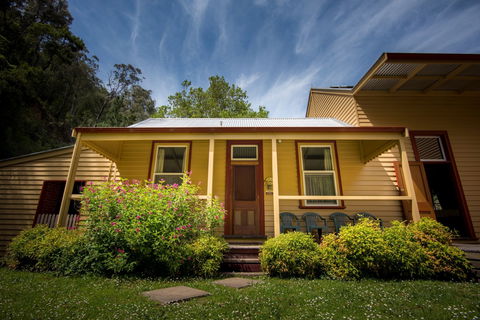 Creek Cottage Walhalla - Great Ocean Road Tourism 0