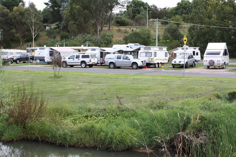 Crookwell Caravan Park - Great Ocean Road Tourism 0