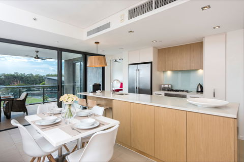 Darwin Waterfront Luxury Suites - Great Ocean Road Tourism 1