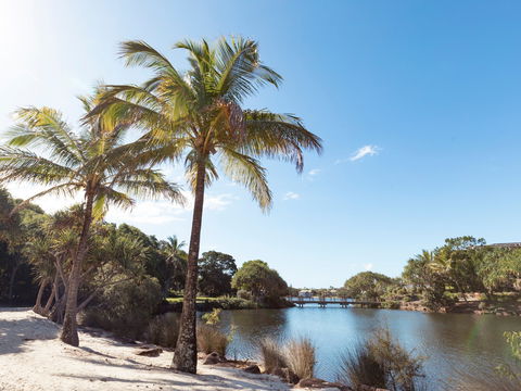 Novotel Sunshine Coast Resort - Great Ocean Road Tourism 1