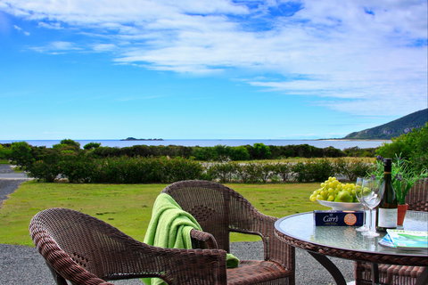 Sisters Beach Retreat - Great Ocean Road Tourism 0