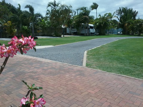 The Palms Hervey Bay - Great Ocean Road Tourism 1