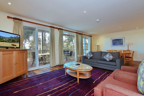 Villa Chambourcin - Great Ocean Road Tourism 0