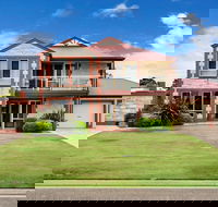 Windy's at Wellington