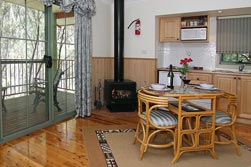 Eagle Hammer Cottages - Great Ocean Road Tourism 5