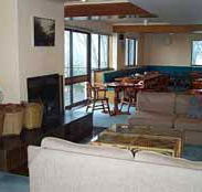 Trackers Mountain Lodge - Great Ocean Road Tourism