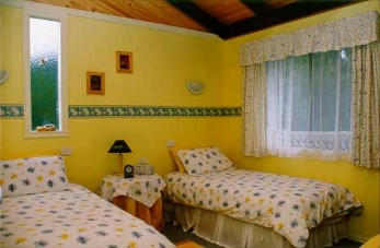 Hill N Dale Farm Cottages - Great Ocean Road Tourism 3