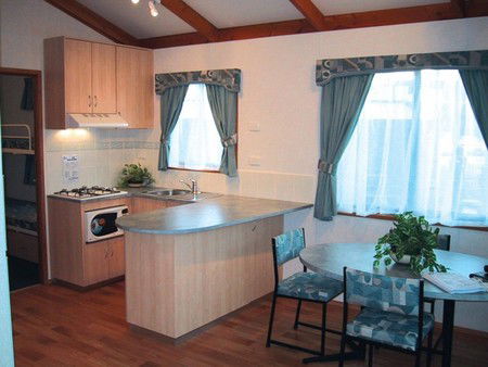Cowes Caravan Park - Great Ocean Road Tourism 5