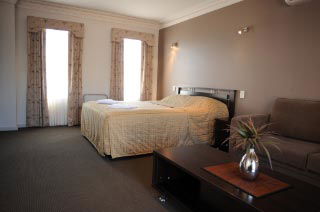 Seymours On Lydiard - Great Ocean Road Tourism 0