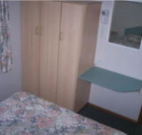 Golden Country Motel and Caravan Park