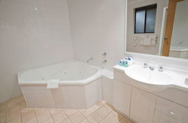 The Bell Tower Inn - Great Ocean Road Tourism 3
