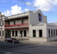 Mitchell River Tavern - Great Ocean Road Tourism
