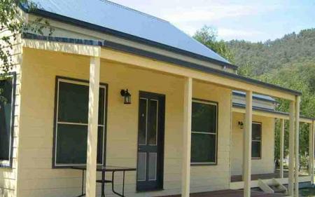 Alpine Valley Cottages - Great Ocean Road Tourism 1