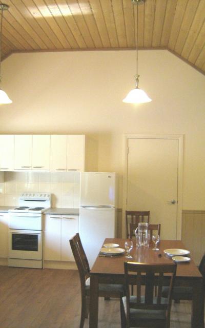 Alpine Valley Cottages - Great Ocean Road Tourism 4