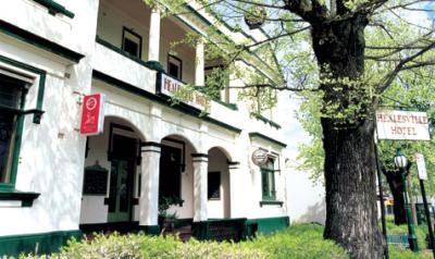 Healesville Hotel - Great Ocean Road Tourism 0