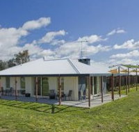 Country Guesthouse Schonegg - Great Ocean Road Tourism