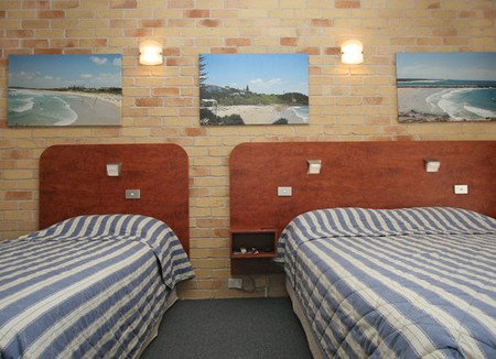 Yamba Beach Motel - Great Ocean Road Tourism 4