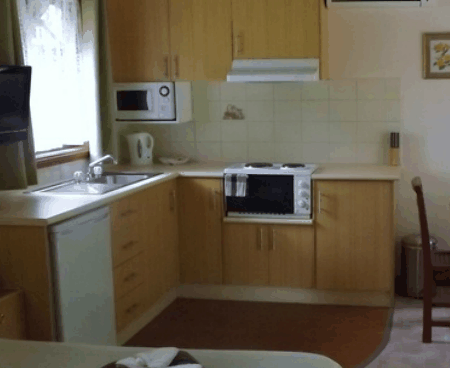 Tumut Log Cabins - Great Ocean Road Tourism