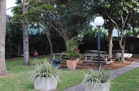 Tea Gardens Hotel Motel - Great Ocean Road Tourism 4