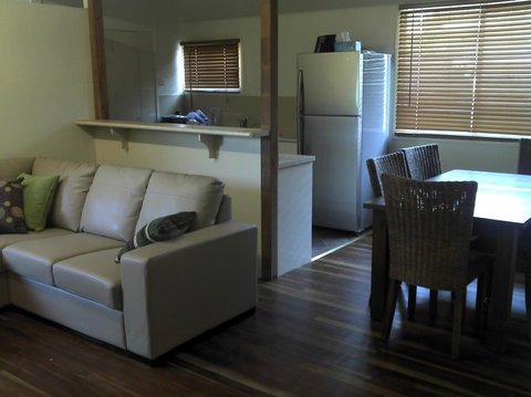 Beach Units Tannum Sands - Great Ocean Road Tourism 6