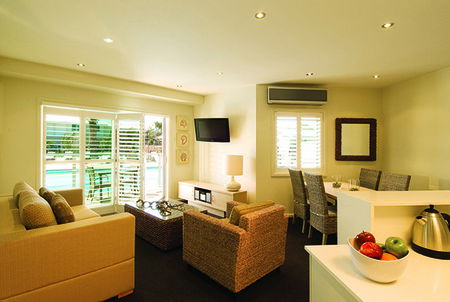 Oaks Pacific Blue Resort - Great Ocean Road Tourism 3