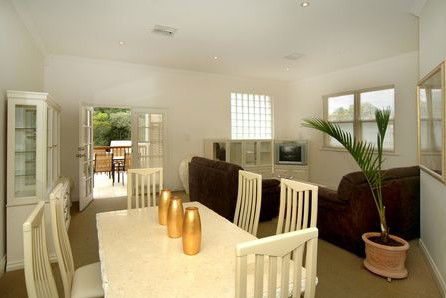 Michelle's Garden Apartments - Great Ocean Road Tourism 2