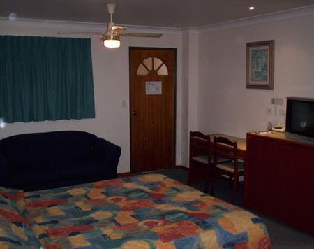 Carseldine Court Motel & Aspley Motel - Great Ocean Road Tourism 4